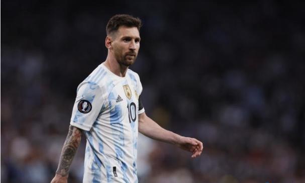 在《沉默的荣耀》中出现的国民党将领，谁的军衔职务最高？